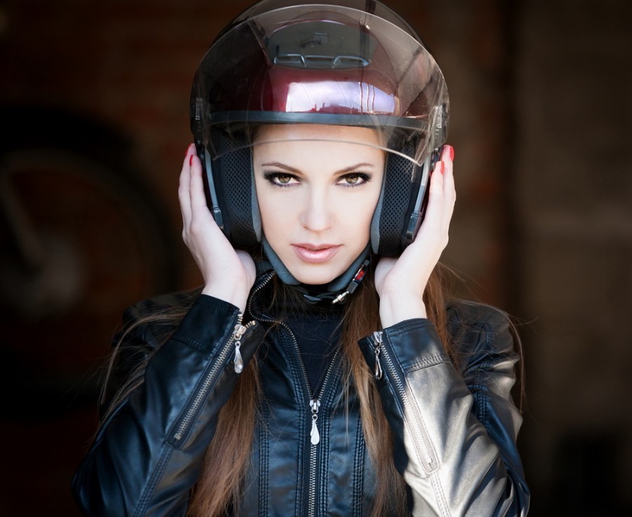 Quel est le meilleur casque de moto pour femme ?